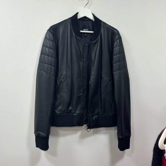 Hugo Boss 40R Leather Jacket - Picture 1 of 5